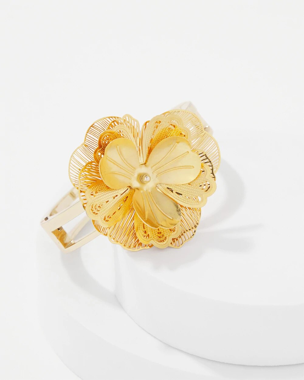 WHBM_BR20Gld20Sculpted20Floral_570403474_TAN000932_TT_ALT201.jpeg