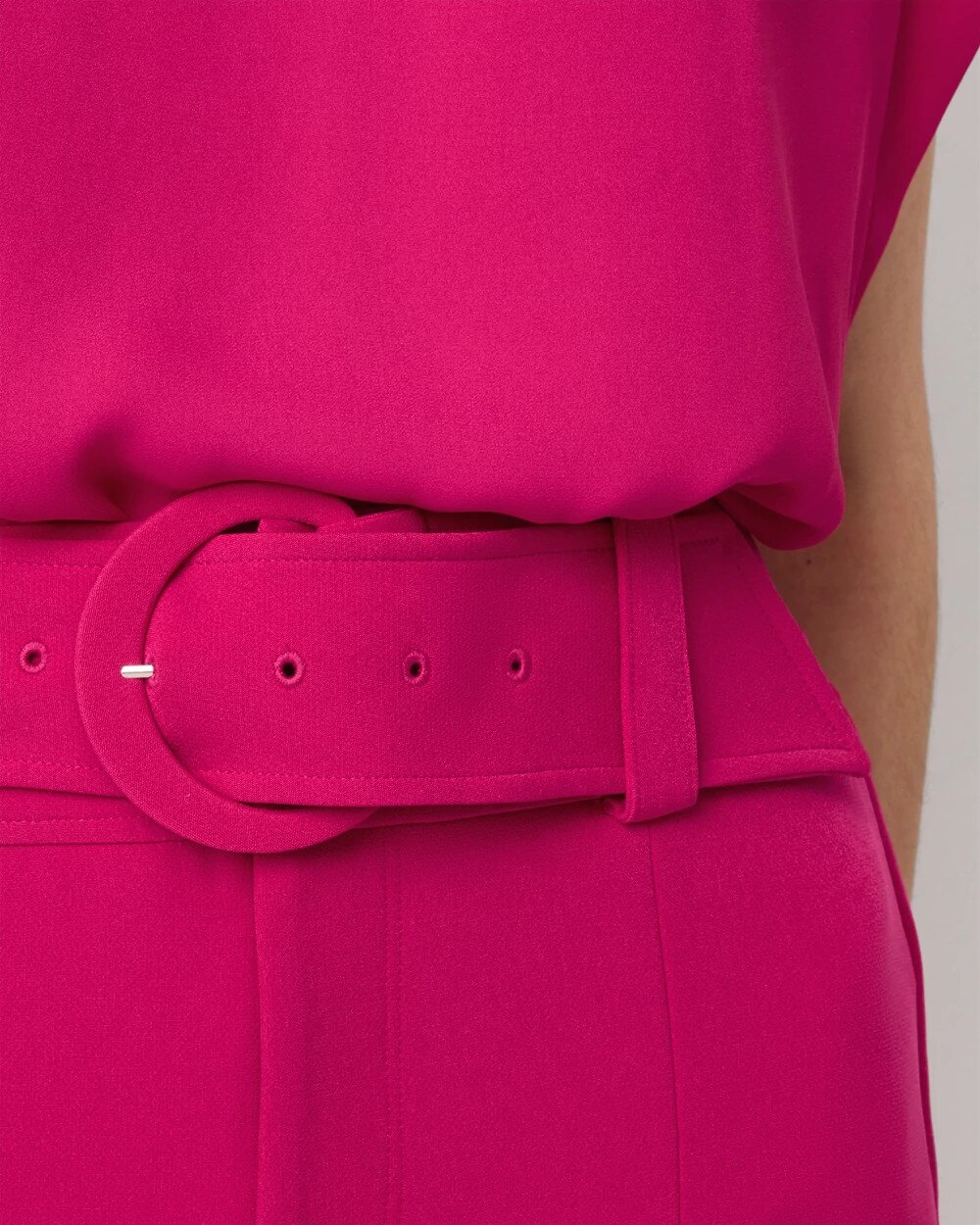 WHBM_Belted20Mini20Skirt_570407335_PNK007384_OF_ALT202.jpeg