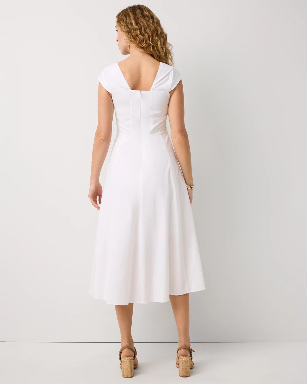 WHBM_CS20Sq20Nk20FNF20Midi_570411938_WHT000100_OF_ALT203.jpeg