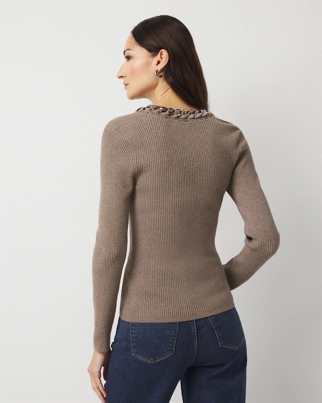 WHBM_Chain_20Nk_20LS_20PO_570403080_BRN007349_OF_ALT_203.jpeg