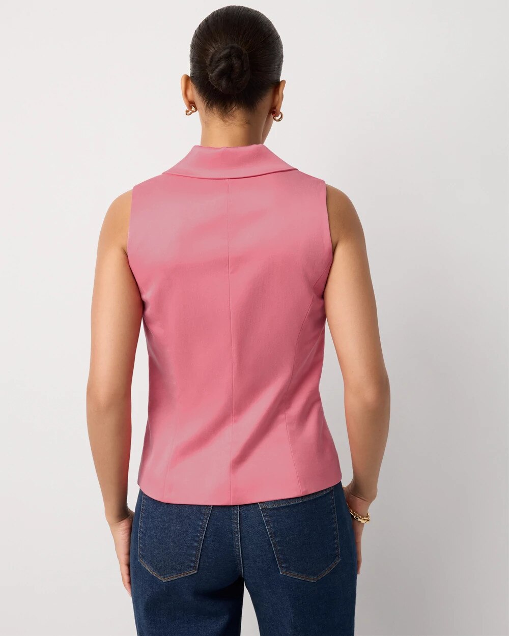 WHBM_DB20Satin20Vest_570406500_RED000990_OF_ALT203.jpeg