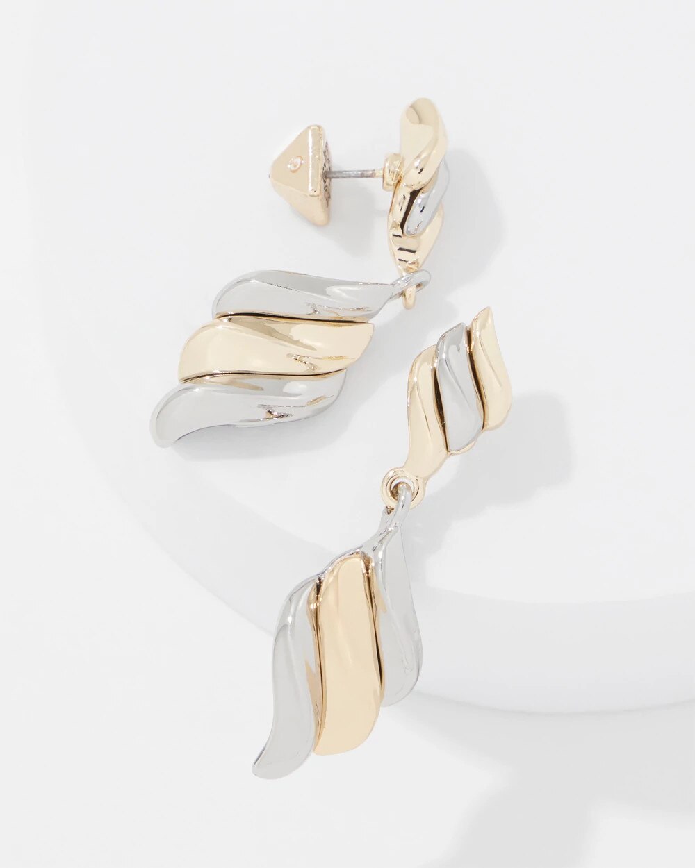 WHBM_ER20MM20Sculptural20Wave_570405662_NEU001847_TT_ALT201.jpeg