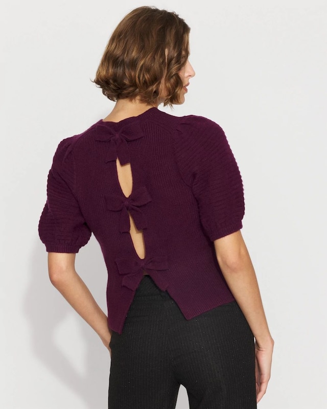 WHBM_ES_20Puff_20Slv_20Bow_20Back_20PO_570398179_PRP002213_OF_ALT_203.jpeg