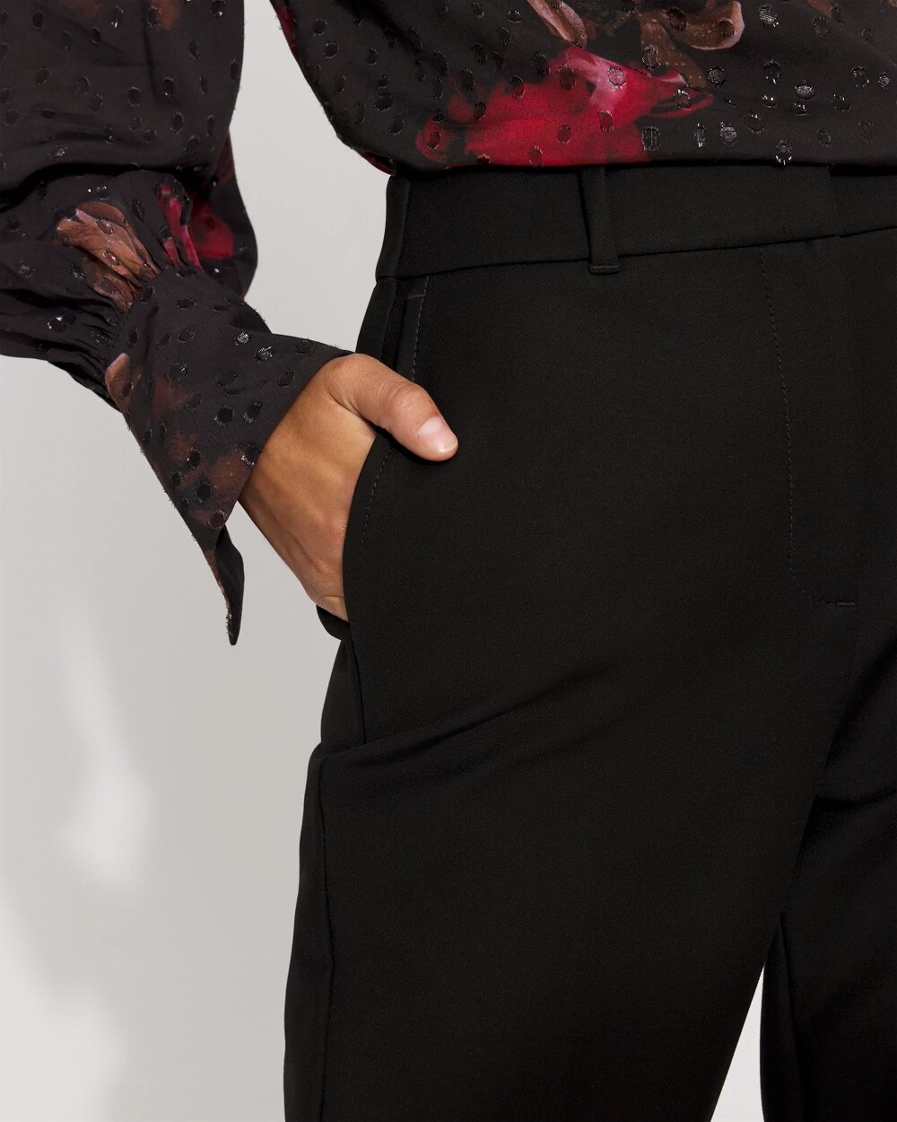 WHBM_Elle20Slim20Ankle_570396417_BLK000001_OF_ALT202.jpeg