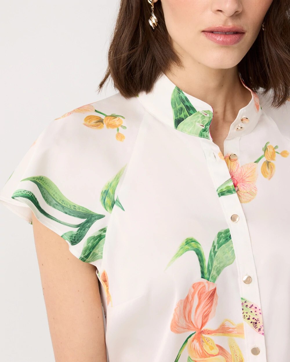 WHBM_Flutter20Slv20Satin20Shirt_570408204_IVO007431_OF_ALT202.jpeg