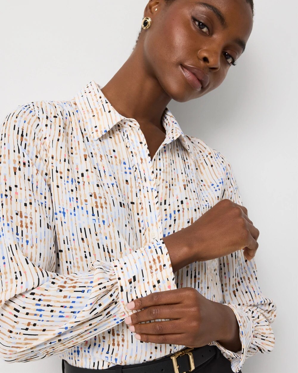 WHBM_LS20Soft20Shirt20w20Piping_570411128_IVO007531_OF_ALT202-1.jpeg