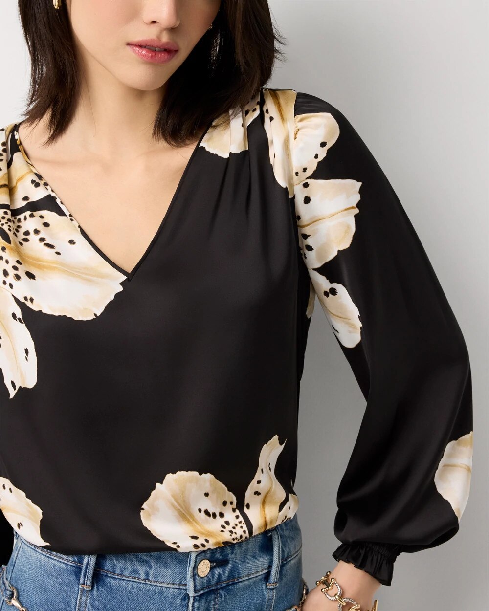WHBM_LS20Vnk20Satin20Blouse_570408198_BLK007445_OF_ALT202-1.jpeg