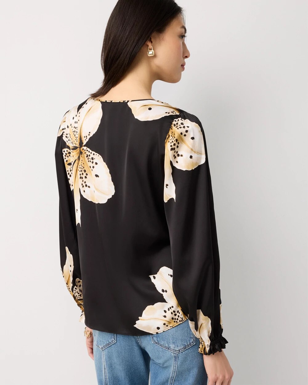 WHBM_LS20Vnk20Satin20Blouse_570408198_BLK007445_OF_ALT203-1.jpeg