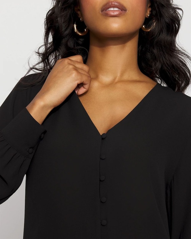 WHBM_LS_20Button_20Front_20Blouse_570409683_BLK000001_OF_ALT_202.jpeg