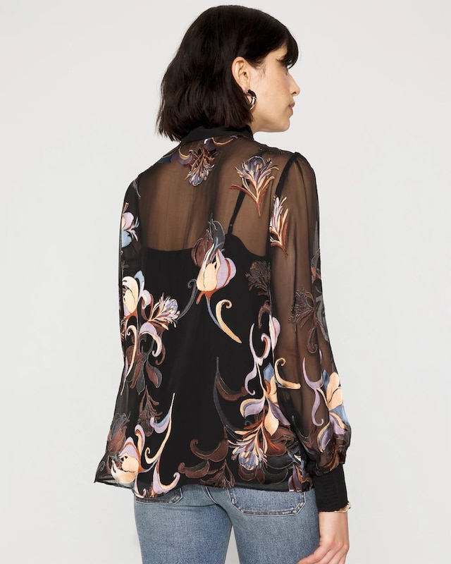 WHBM_LS_20Silk_20BO_20Blouse_570394725_BLK007096_OF_ALT_203.jpeg