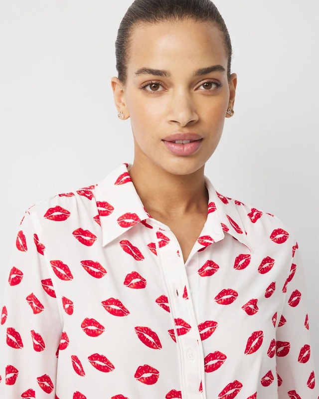 WHBM_LS_20Soft_20Shirt_20W_20Piping_570403228_IVO007334_OF_ALT_202.jpeg