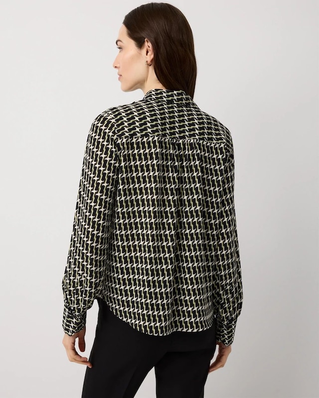 WHBM_LS_20Soft_20Shirt_20w_20Piping_570408149_IVO007444_OF_ALT_203.jpeg
