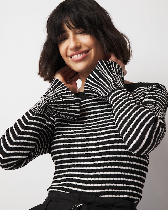 WHBM_LS_20Striped_20Boat_20Nk_20PO_570382159_BLK004624_OF_ALT_202.jpeg