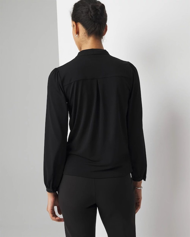 WHBM_LS_20Surplice_20Knit_20Blouse_570379624_BLK000001_OF_ALT_203.jpeg