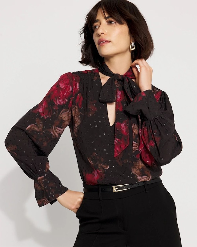 WHBM_LS_20Vnk_20Clip_20Blouse_570397359_BLK006911_OF_MAIN.jpeg