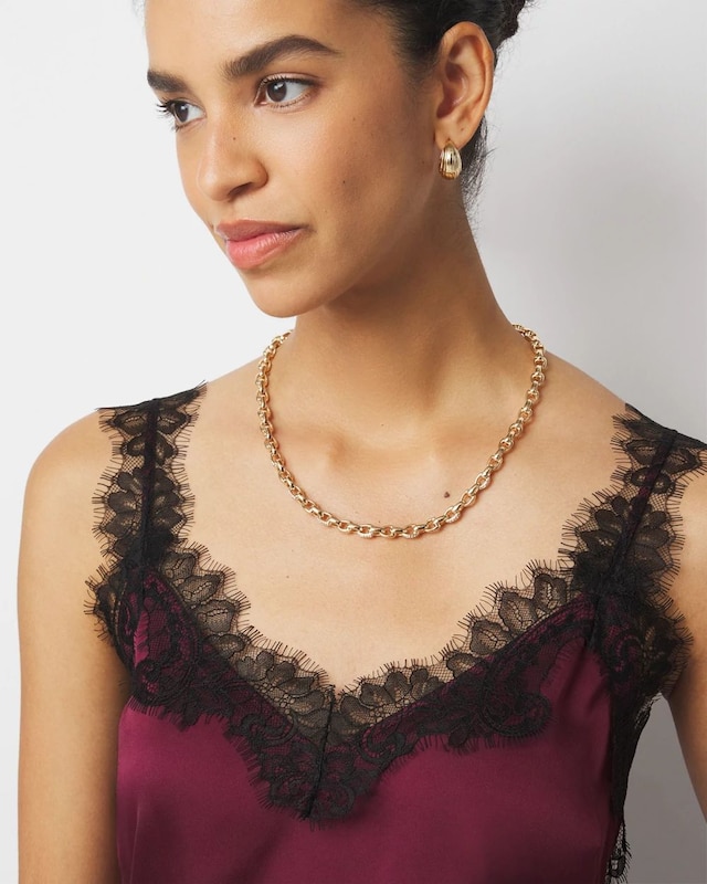 WHBM_Lace_20Cami_570379203_RED003029_OF_ALT_202.jpeg