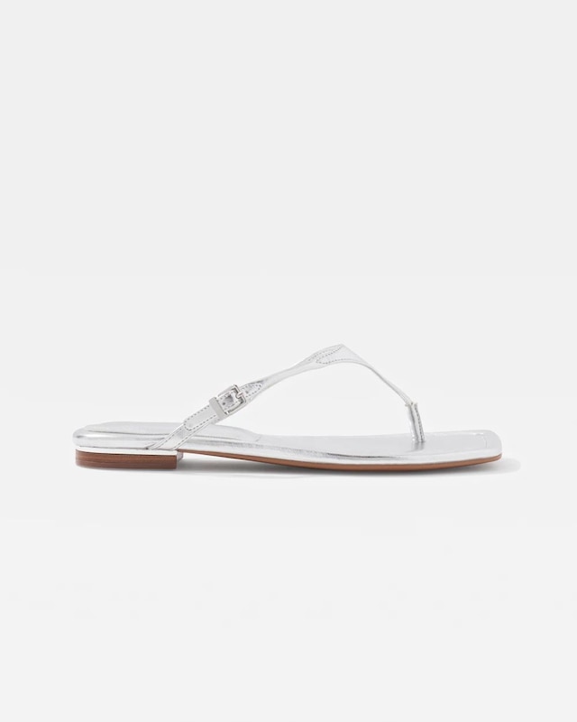 WHBM_Metallic_20Gold_20Heel_20Flat_570391010_GRY000930_TT_ALT_201.jpeg