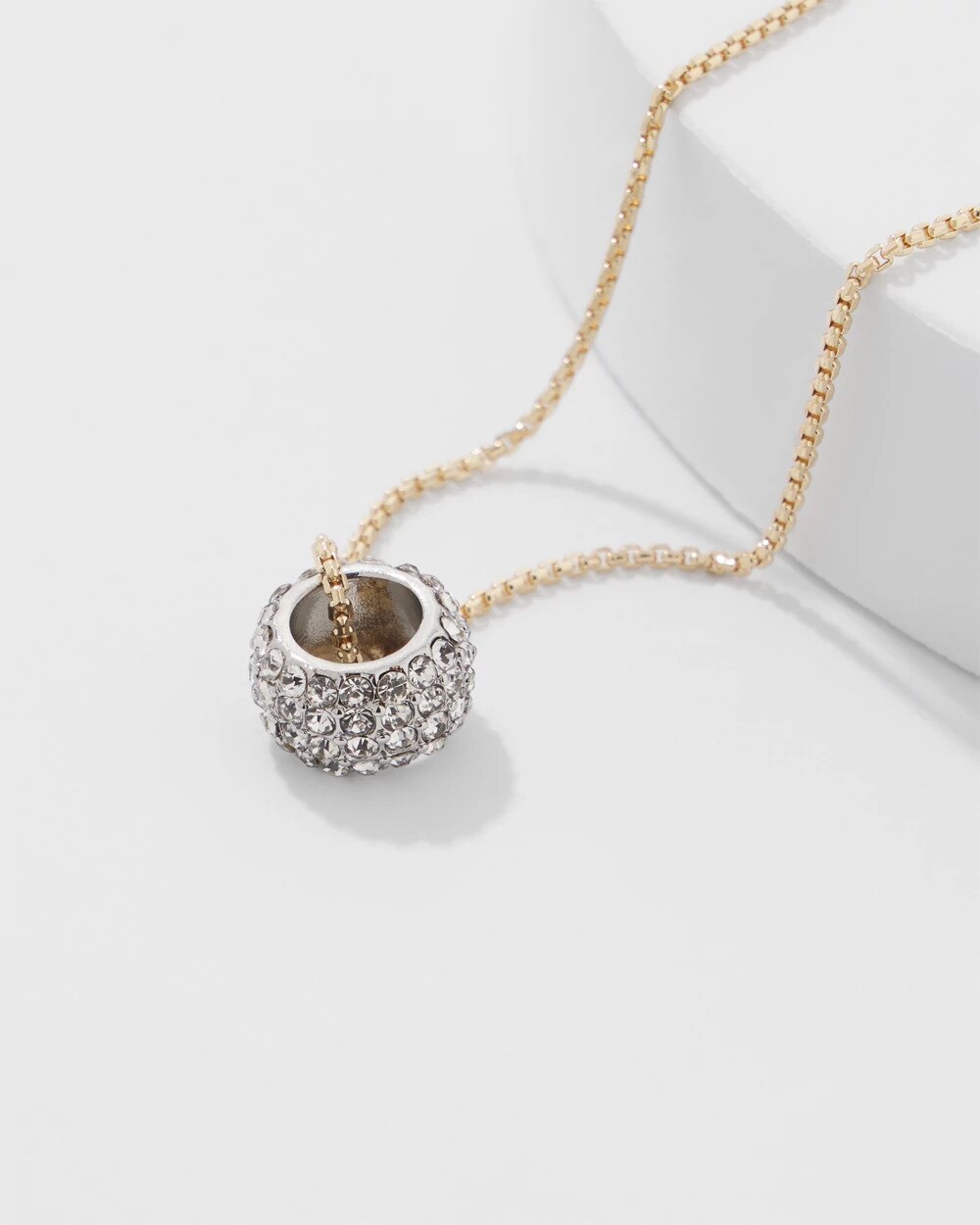 WHBM_NK20Gld20Pave20Ring20SS_570403217_TAN000932_TT_ALT202.jpeg