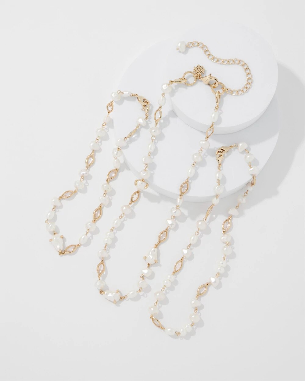 WHBM_NK20Gld20Pearl20MS20Cnvt_570405677_TAN000932_TT_ALT201.jpeg