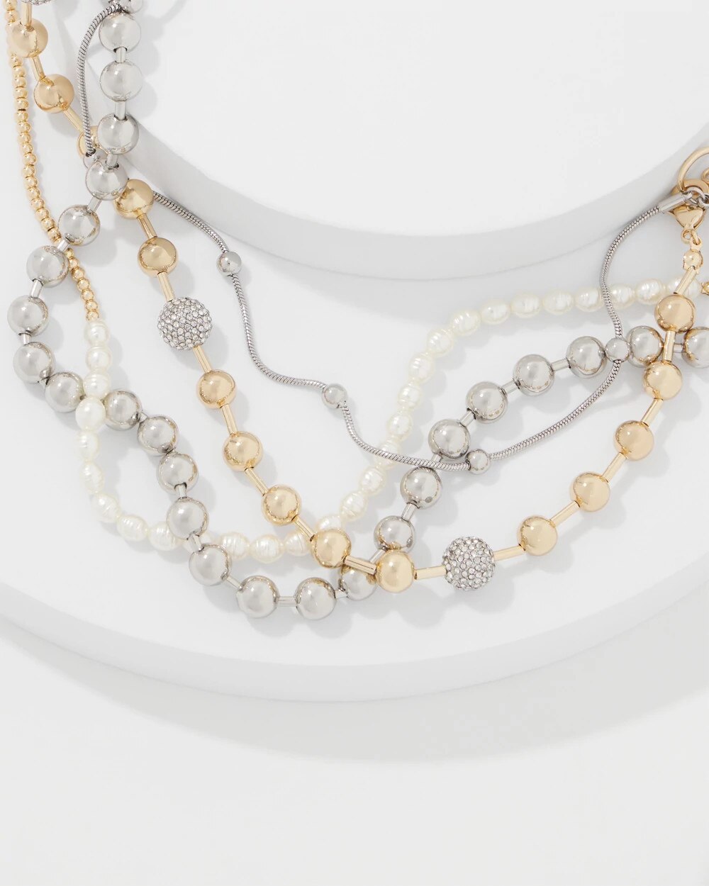WHBM_NK20MM20Cnvt20Stud20Chain_570403199_NEU001847_TT_ALT202.jpeg