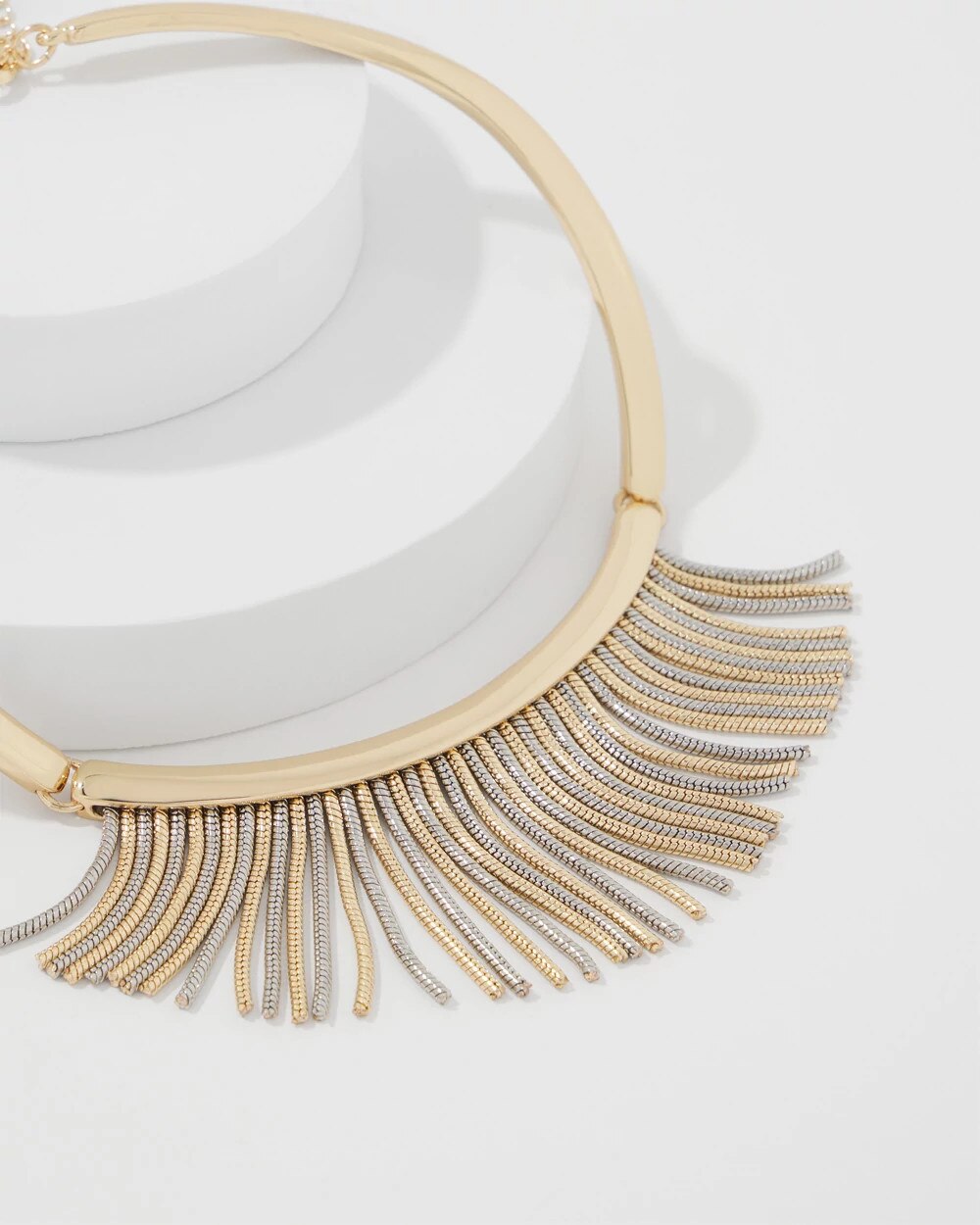 WHBM_NK20MM20Fringe20Collar_570408192_NEU001847_TT_ALT202.jpeg