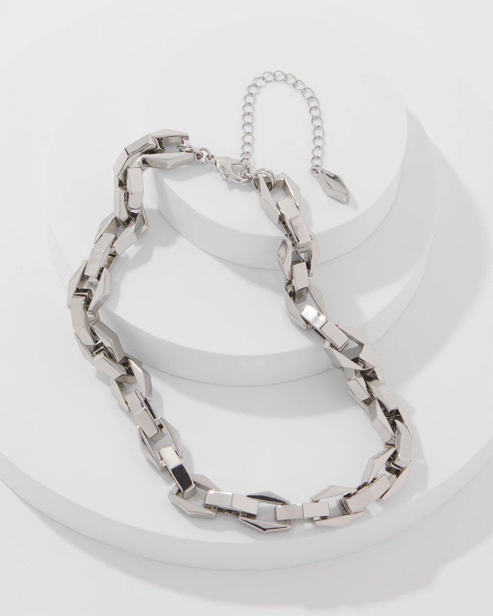 WHBM_NK20Slvr20Bold20Chain20SS_570403196_GRY000930_TT_ALT201.jpeg