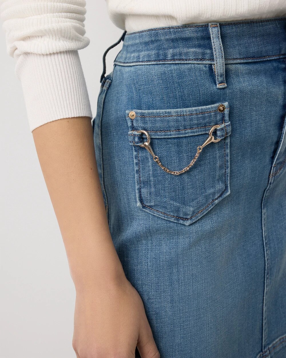 WHBM_Pocket20Charm20Denim20Mini_570405726_BLU007374_OF_ALT202.jpeg