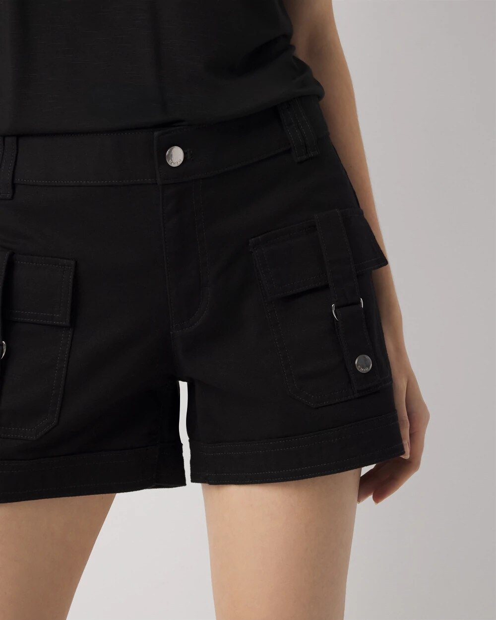 WHBM_Pret20Patch20Pocket20Short_570403590_BLK000001_OF_ALT202.jpeg