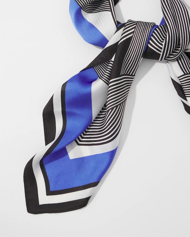 WHBM_Printed_20Square_20Scarf_570396043_BLK006880_TT_ALT_201.jpeg