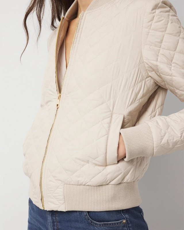 WHBM_Quilted_20Bomber_570403022_NEU007346_OF_ALT_202.jpeg