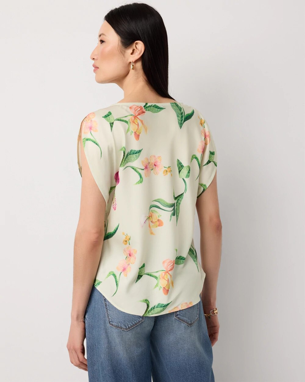 WHBM_SL20Boat20Nk20Satin20Shell_570408141_GRN007484_OF_ALT203.jpeg