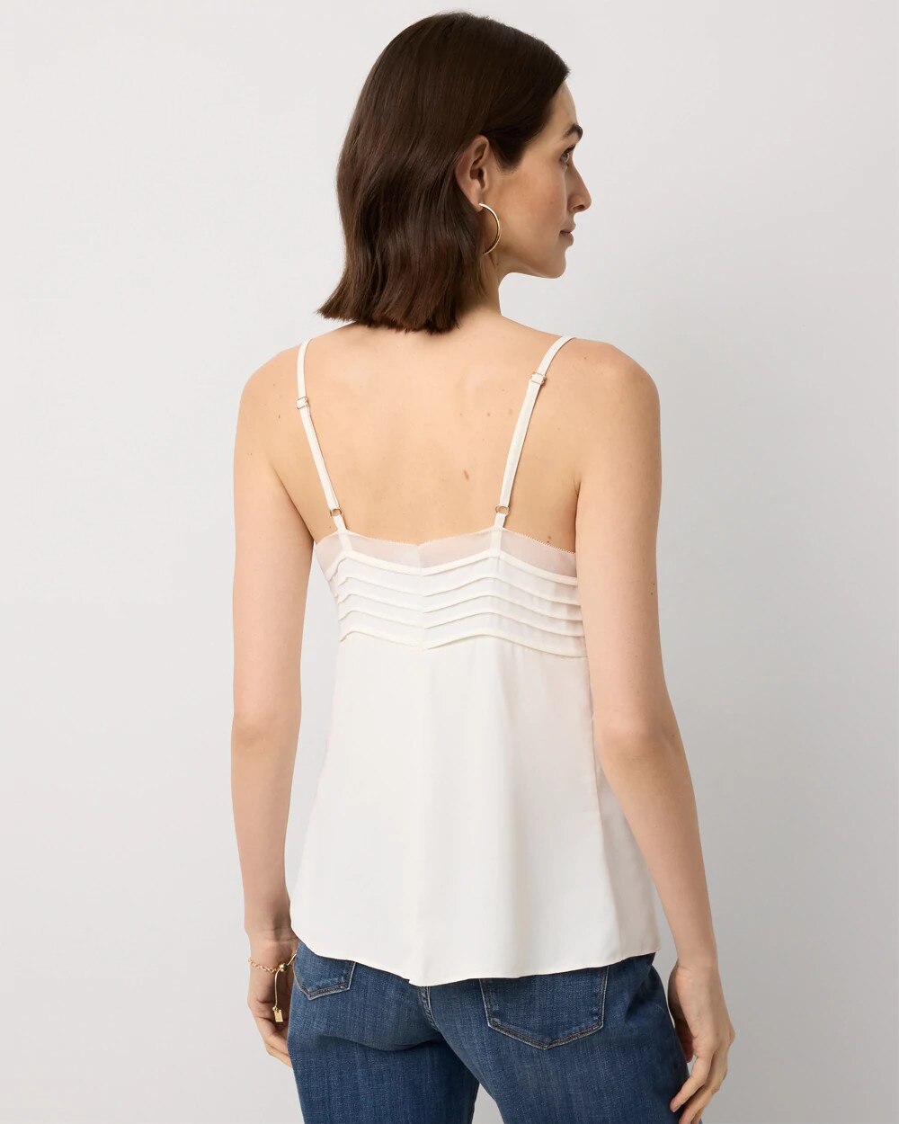 WHBM_SL20Crepe20Pintuck20Tank_570409661_IVO000190_OF_ALT203.jpeg