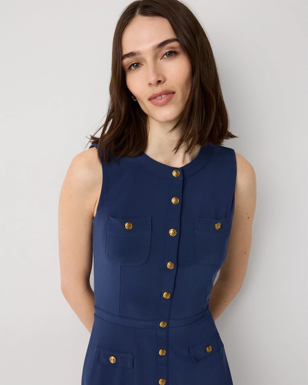 WHBM_SL20Crew20Nk20Bttn20Mini_570413001_BLU007205_OF_ALT202.jpeg