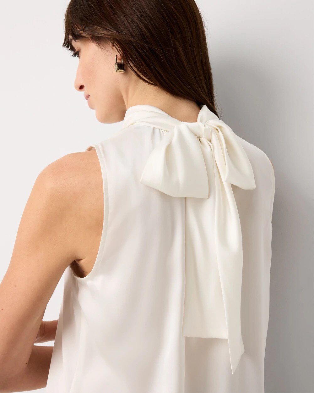 WHBM_SL20Satin20Tie20Nk20Halter_570409665_IVO000190_OF_ALT202-1.jpeg