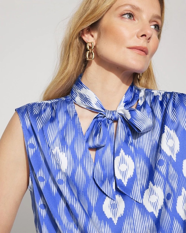 WHBM_SL_20Surplice_20Front_20Shell_570394981_BLU007056_OF_ALT_202.jpeg