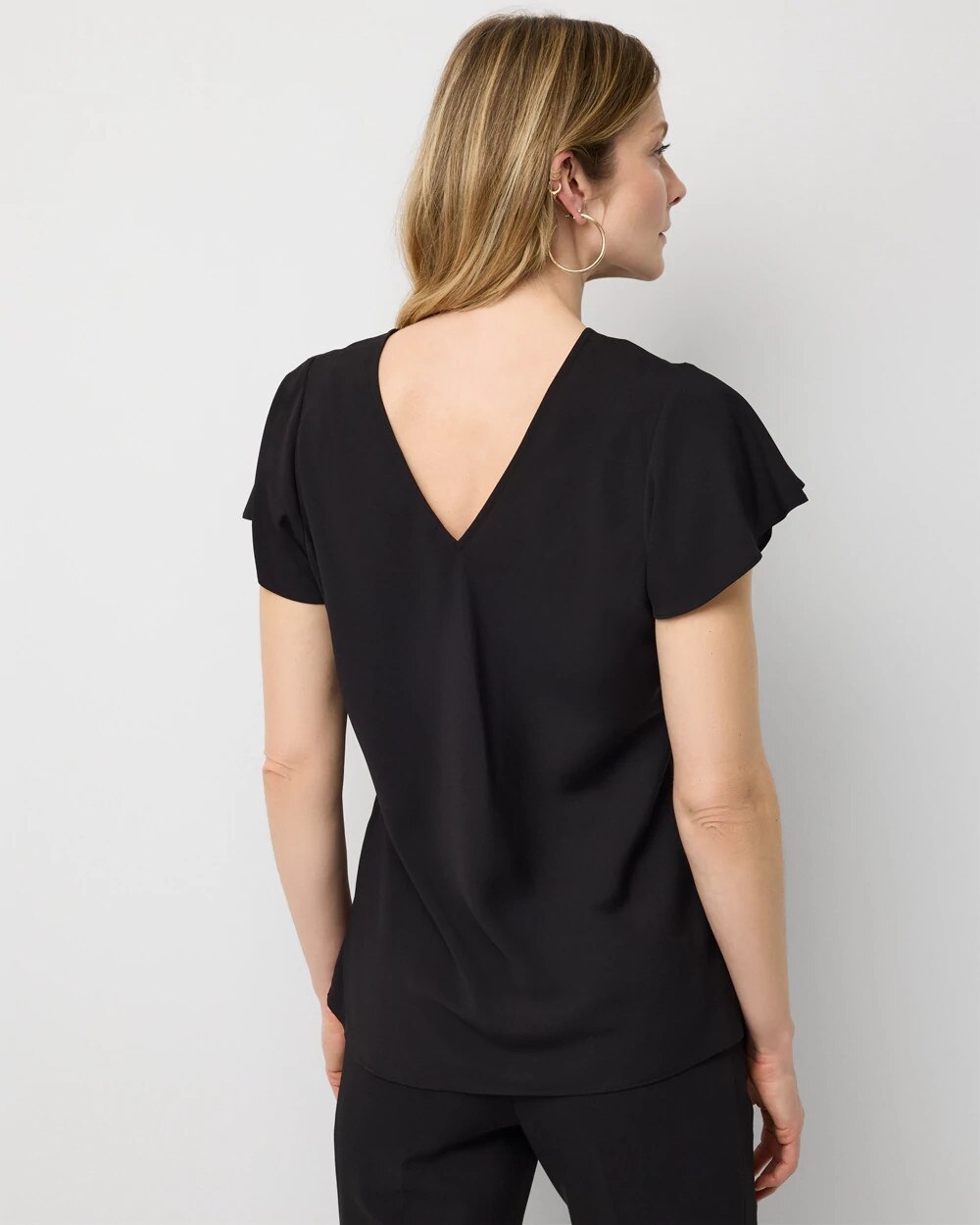 WHBM_SS20Flutter20Crepe20Blouse_570411153_BLK000001_OF_ALT203.jpeg