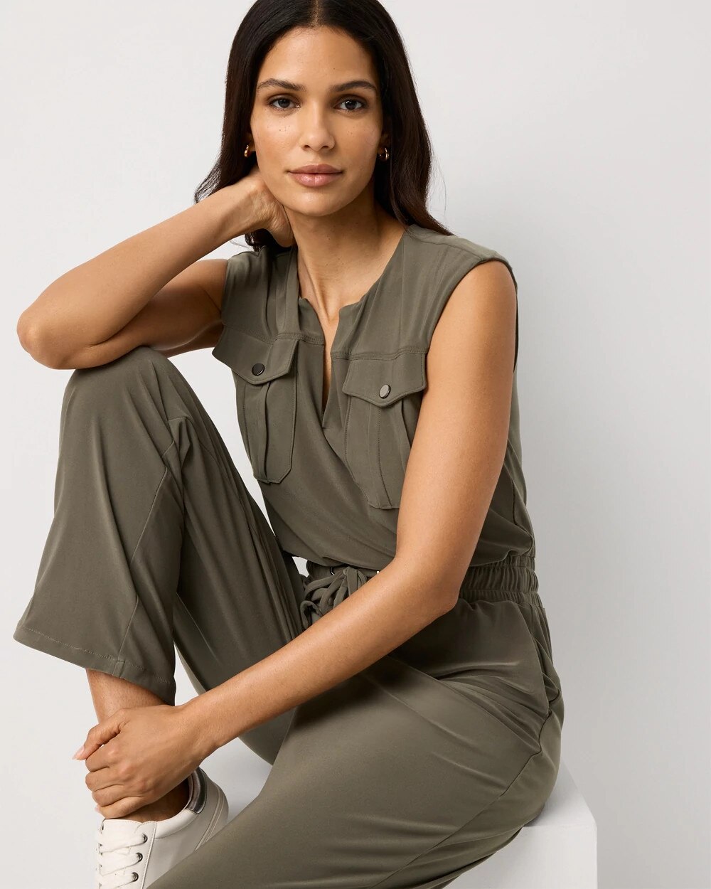 WHBM_SS20Utility20Jumpsuit_570406195_GRN007271_OF_ALT201.jpeg