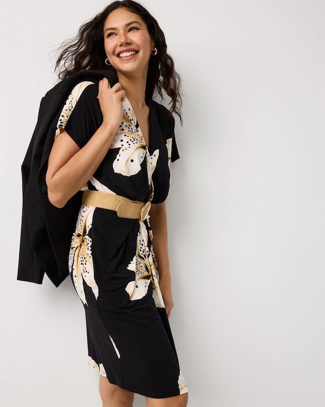 WHBM_SS_20Pleated_20Kimono_20Mini_570406202_BLK007445_OF_ALT_201.jpeg