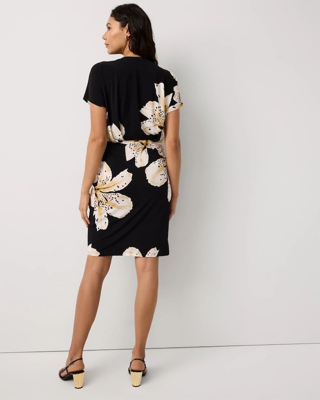 WHBM_SS_20Pleated_20Kimono_20Mini_570406202_BLK007445_OF_ALT_203.jpeg