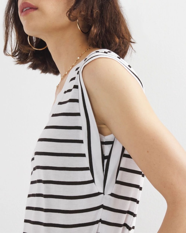 WHBM_SS_20Scoop_20Nk_20High_20Rise_20Tee_570369504_WHT006101_OF_ALT_202.jpeg