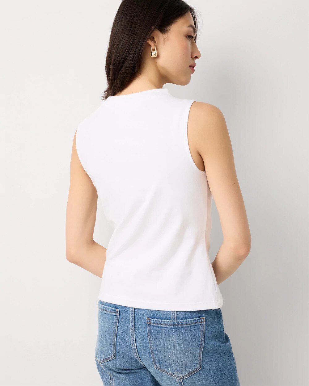 WHBM_WHBMFORME20High20Nk20Shell_570398567_WHT000100_OF_ALT203.jpeg