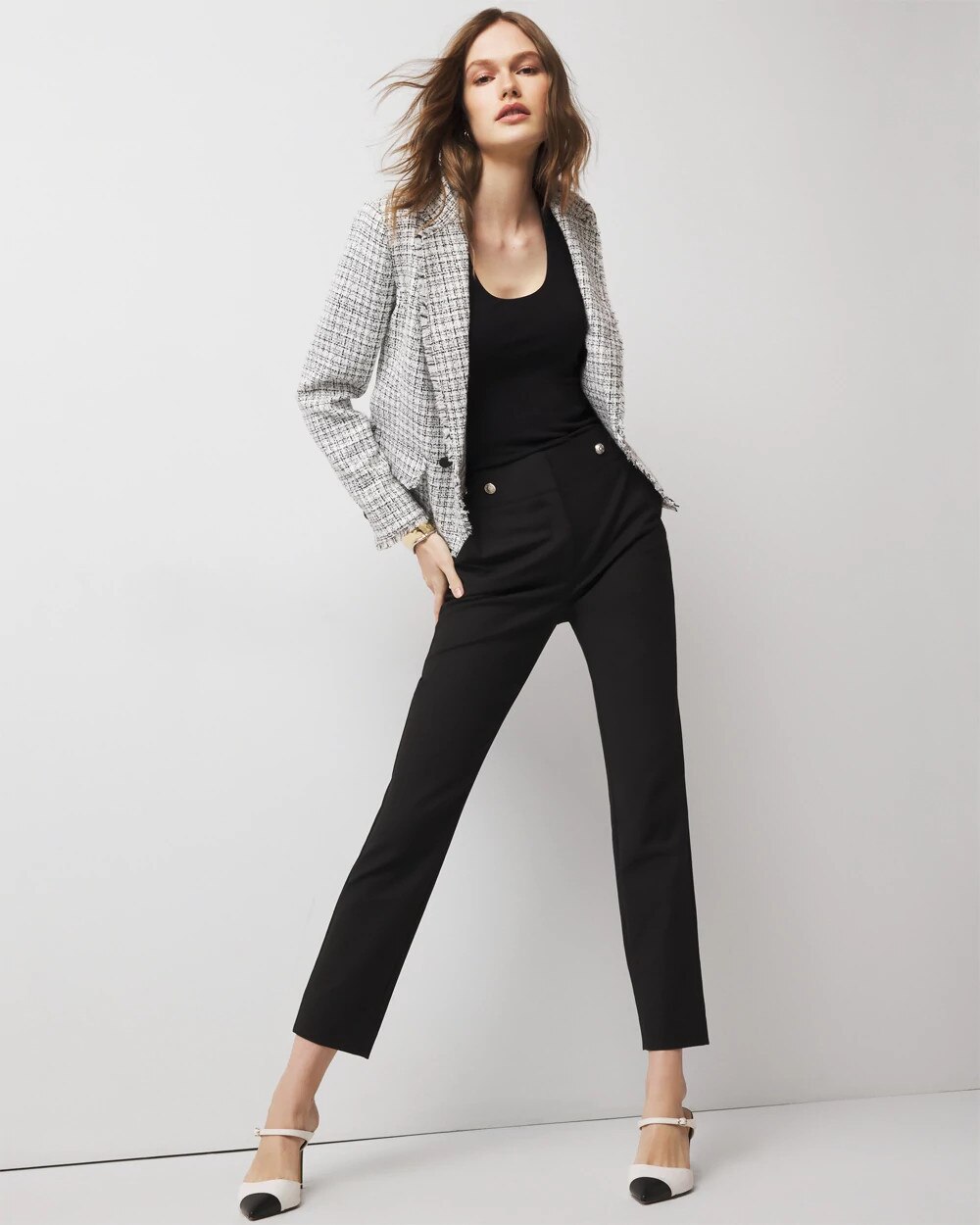 WHBM_WHBMFORME20Scoop20Nk20Shell_570386765_BLK000001_OF_ALT201.jpeg