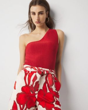 WHBM FORME? Sculpt Stretch One Shoulder Sweater