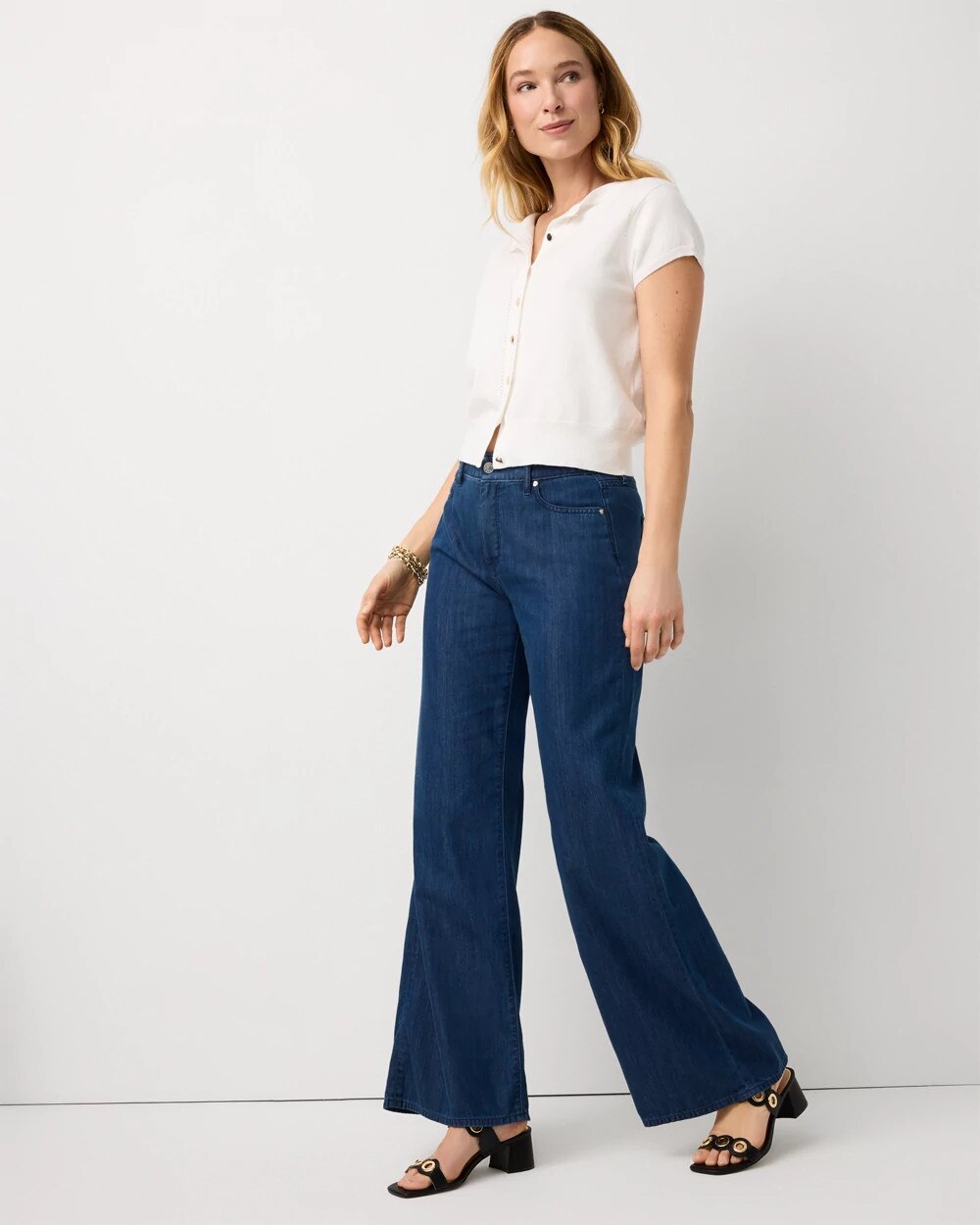 WHBM_Wide20Leg20520Pocket_570405574_BLU007244_OF_ALT203.jpeg